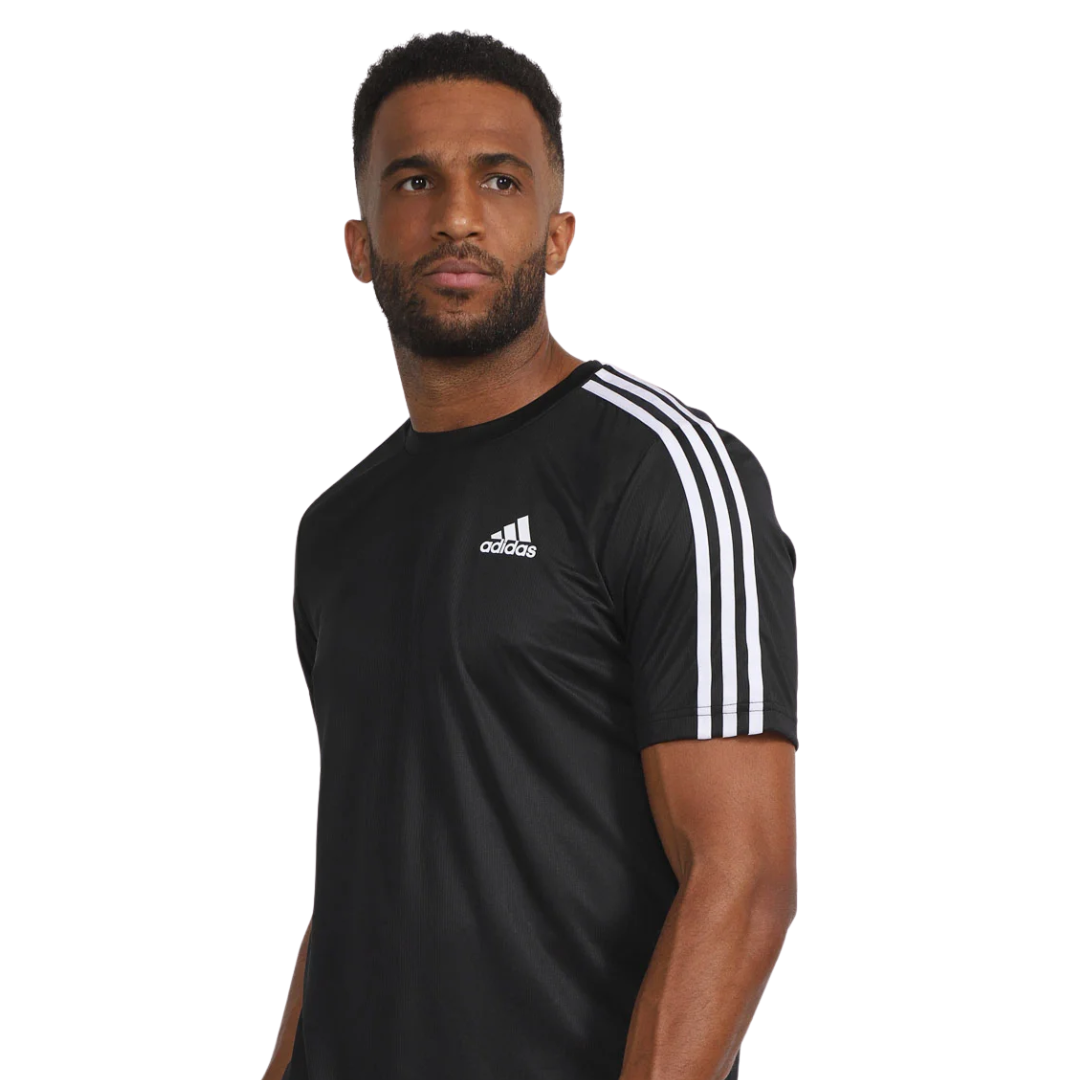 3 Adidas Essentials 3-Streifen-Trainingsshirt (Kaufen Sie 1 und erhalten Sie 3 gratis)